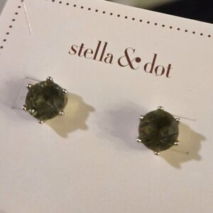 Stella and Dot Sparkle Studs Smoky
